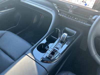 2024 Toyota CROWN SPORT — миниатюра 10