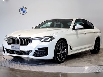 BMW 5 SERIES - 1