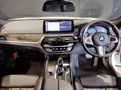 BMW 5 SERIES - 5