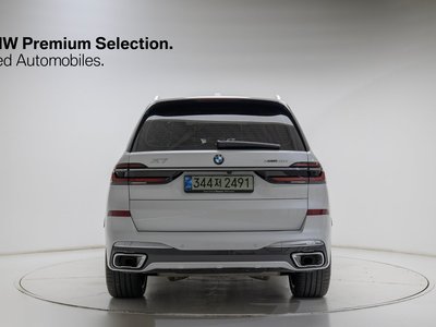 2025 BMW X7 照片 3