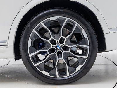 2025 BMW X7 照片 6