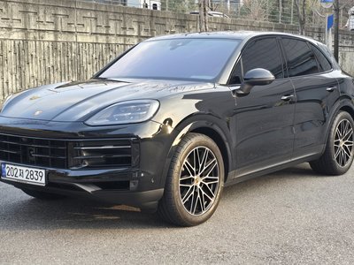 PORSCHE CAYENNE