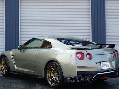 NISSAN GT-R - 5