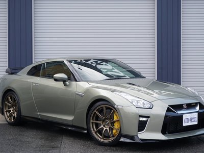 NISSAN GT-R - 2