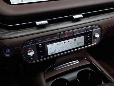 2023 Genesis G90 (RS4) — миниатюра 23