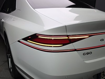 2023 Genesis G90 (RS4) — фото 10
