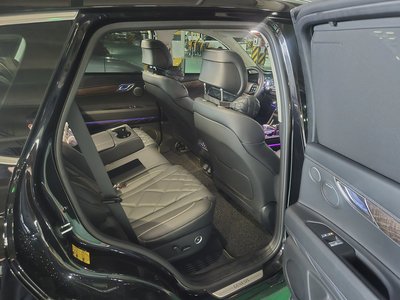 GENESIS GV80 - 8