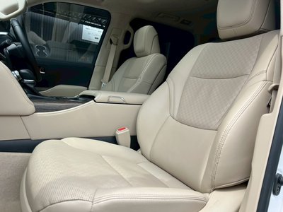 TOYOTA LAND CRUISER 300 - 2