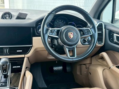 PORSCHE CAYENNE - 5