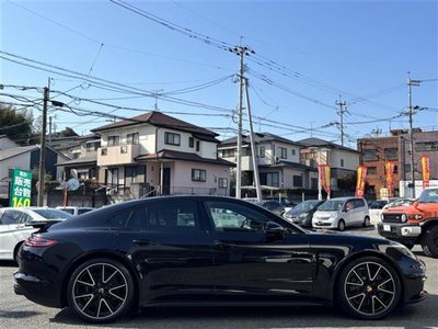 PORSCHE PANAMERA - 7