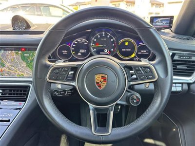 PORSCHE PANAMERA - 10