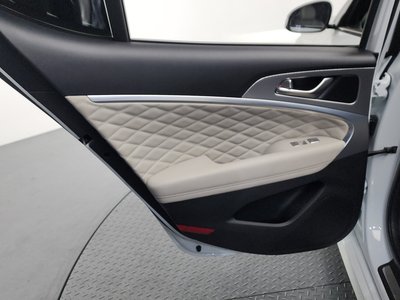صورة مصغرة 23 لـ 2021 Genesis THE NEW G70