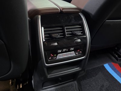 2021 BMW X6 缩略图 19
