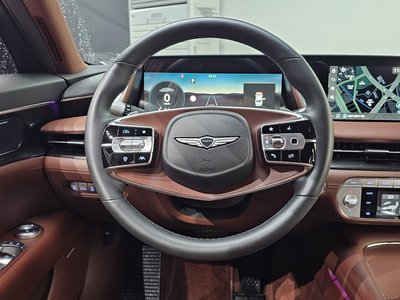 2022 Genesis G90 (RS4) — миниатюра 19