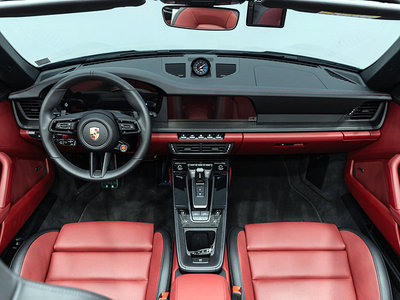 صورة 5 لـ 2026 Porsche 911