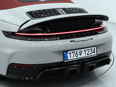 2026 Porsche 911 缩略图 12