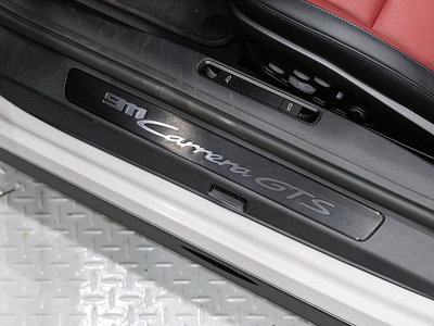 2026 Porsche 911 缩略图 16