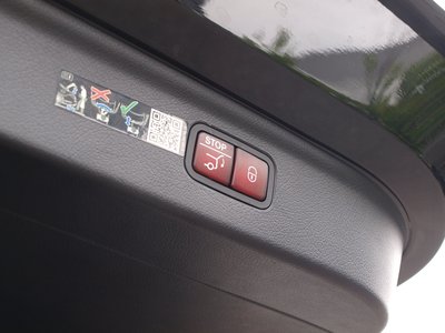 2025 Mercedes-BENZ EQE — миниатюра 14