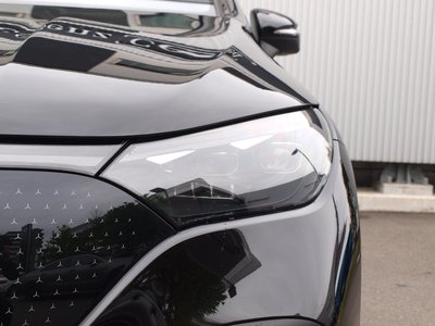 2025 Mercedes-BENZ EQE — миниатюра 18