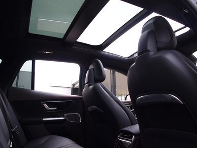 2025 Mercedes-BENZ EQE — миниатюра 34