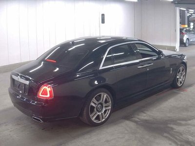 ROLLS-ROYCE GHOST - 5
