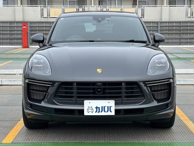 PORSCHE MACAN - 2