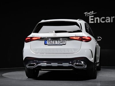 MERCEDES-BENZ GLC - 3