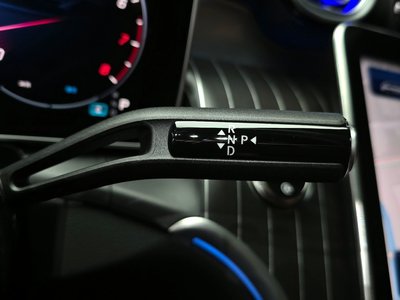 MERCEDES-BENZ GLC - 9