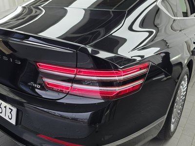 GENESIS G80 (RG3) - 10