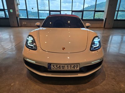 PORSCHE 718 - 2
