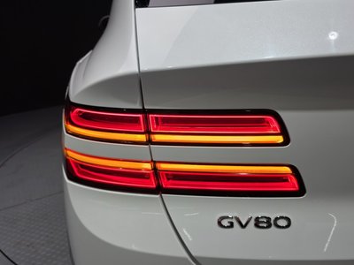 GENESIS GV80 - 10