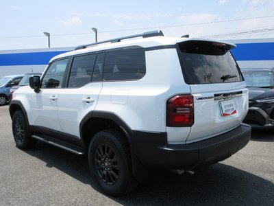 TOYOTA LAND CRUISER 250 - 7