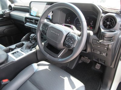 TOYOTA LAND CRUISER 250 - 8