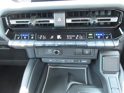 TOYOTA LAND CRUISER 250 - 9