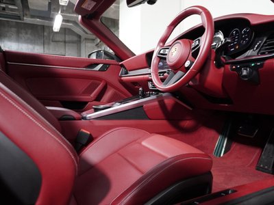 PORSCHE 911 - 10
