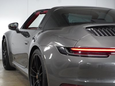 PORSCHE 911 - 8