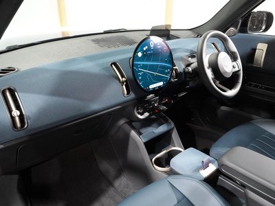 2024 MINI COOPER COUNTRYMAN photo 16