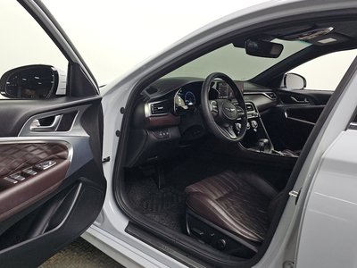 2022 Genesis THE NEW G70 — миниатюра 13