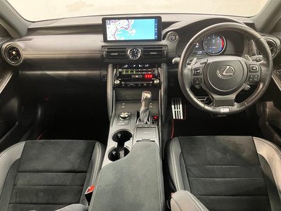 LEXUS IS - 8
