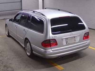 MERCEDES-BENZ E-CLASS AMG - 2