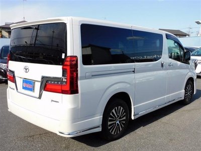 TOYOTA GRAND ACE - 9