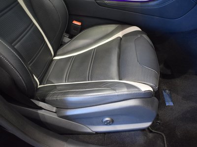 MERCEDES-BENZ GLC - 9