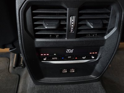 صورة مصغرة 31 لـ 2022 BMW 3 SERIES