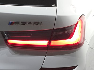 صورة 10 لـ 2022 BMW 3 SERIES