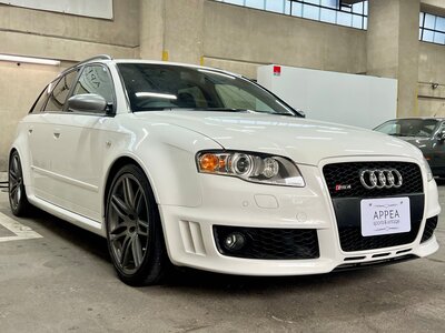AUDI RS4 AVANT - 3