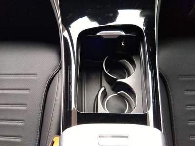 2025 Mercedes-BENZ GLC 缩略图 35