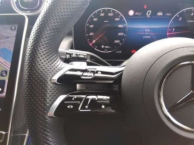 2025 Mercedes-BENZ GLC 缩略图 16
