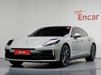 PORSCHE PANAMERA - 1