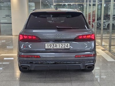 AUDI Q7 - 3