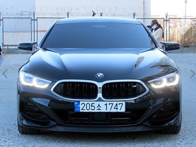 BMW 8 SERIES - 1
